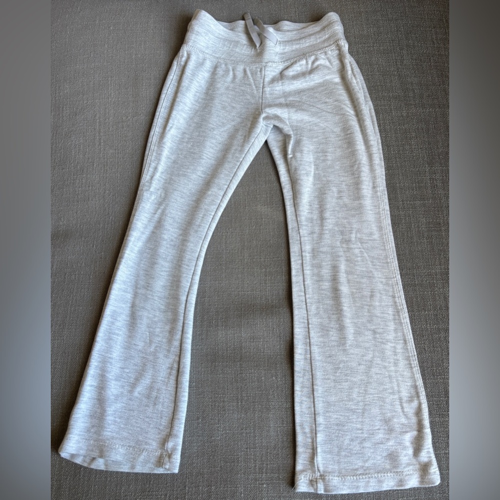 Girls Cozy Lightweight Flare Pants, All in Motion, Heathered Gray XS (4/5)